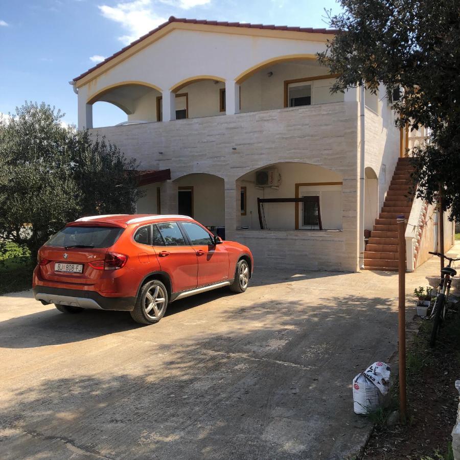 Apartments Marija Vir Extérieur photo