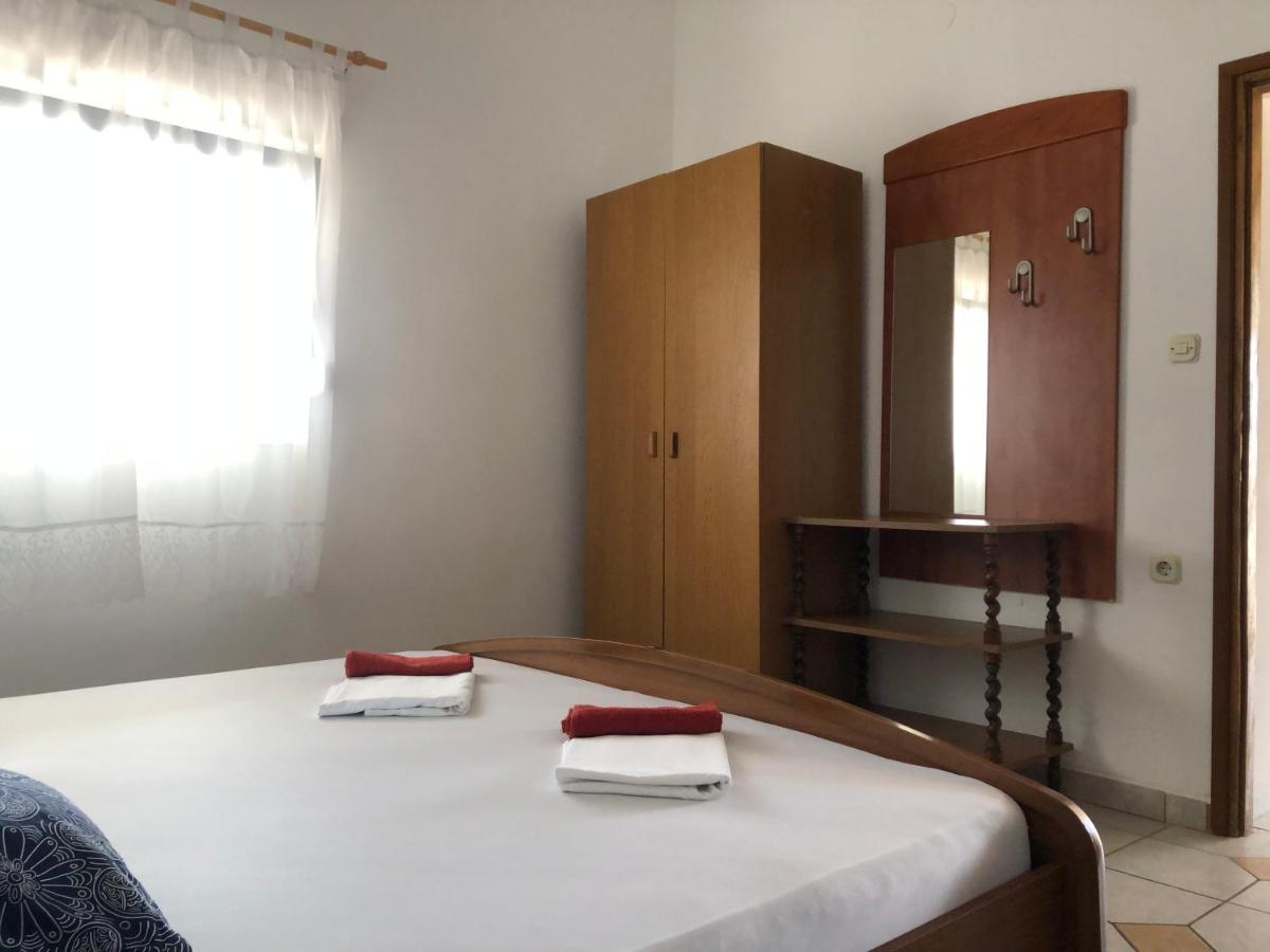 Apartments Marija Vir Extérieur photo